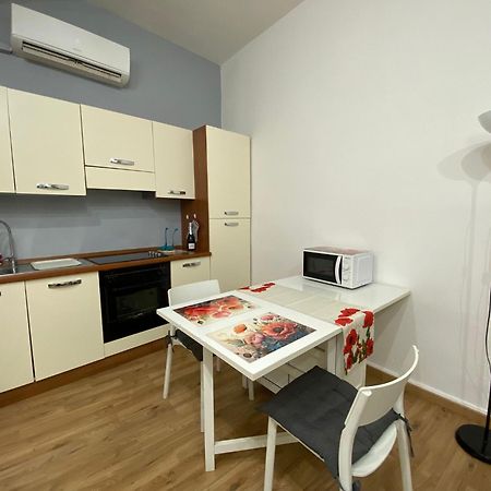 New Studio A Trastevere โรม ภายนอก รูปภาพ