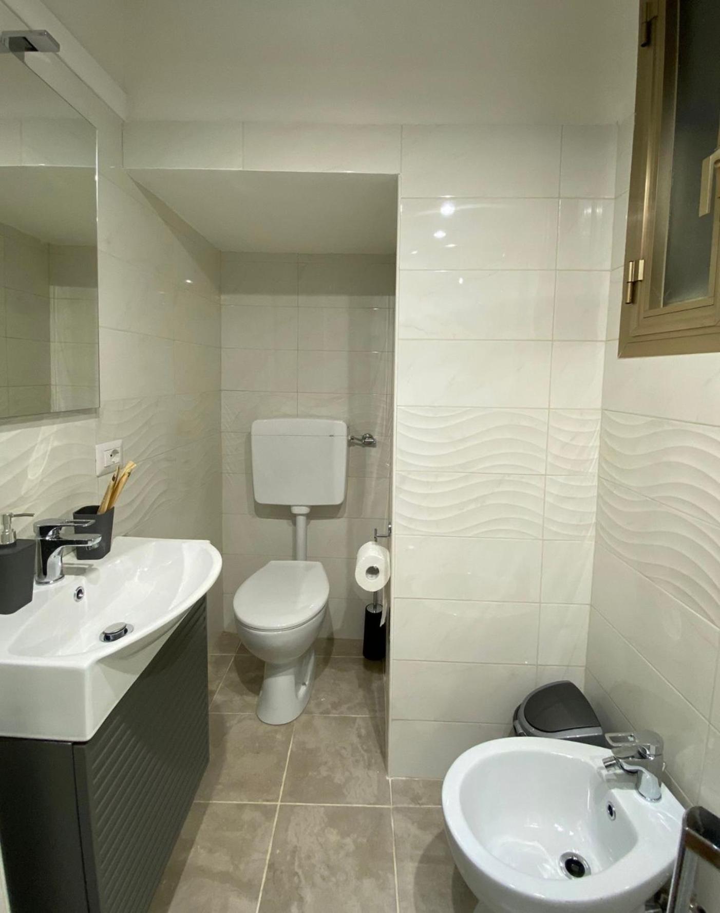 New Studio A Trastevere โรม ภายนอก รูปภาพ